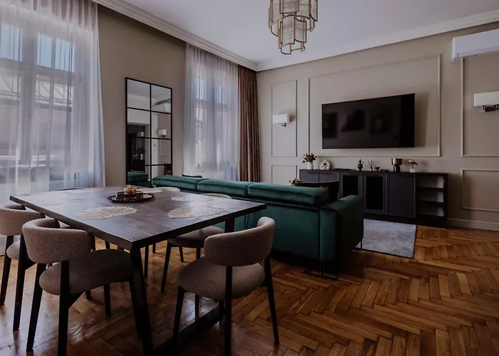 Crown Pearl - Wonderful Apartment, 110Scm, 4 Rooms